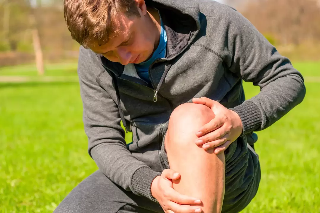 πόνος στην άρθρωση του γόνατος